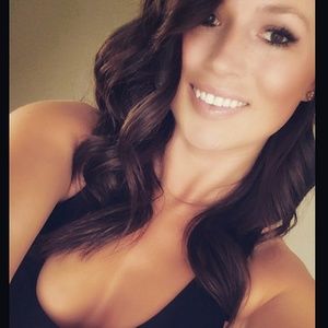 Meet your Posher, Tabatha